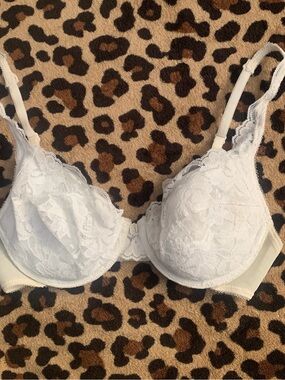 Intimate Options 90s vintage White Lace Underwire Bra - Women's Intimates